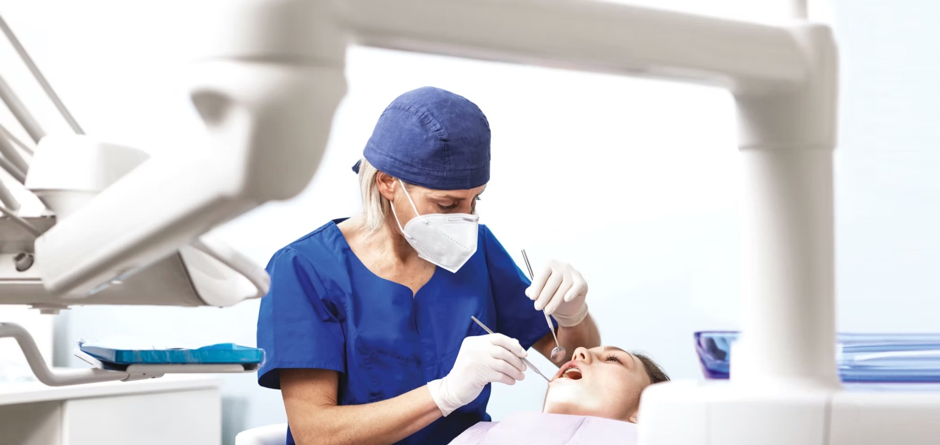 Trattamento odontoiatrico presso Impladent
